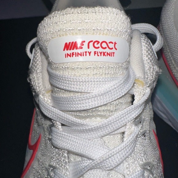 Nike React Infinity Run Flyknit 2 - Picture 8 of 12